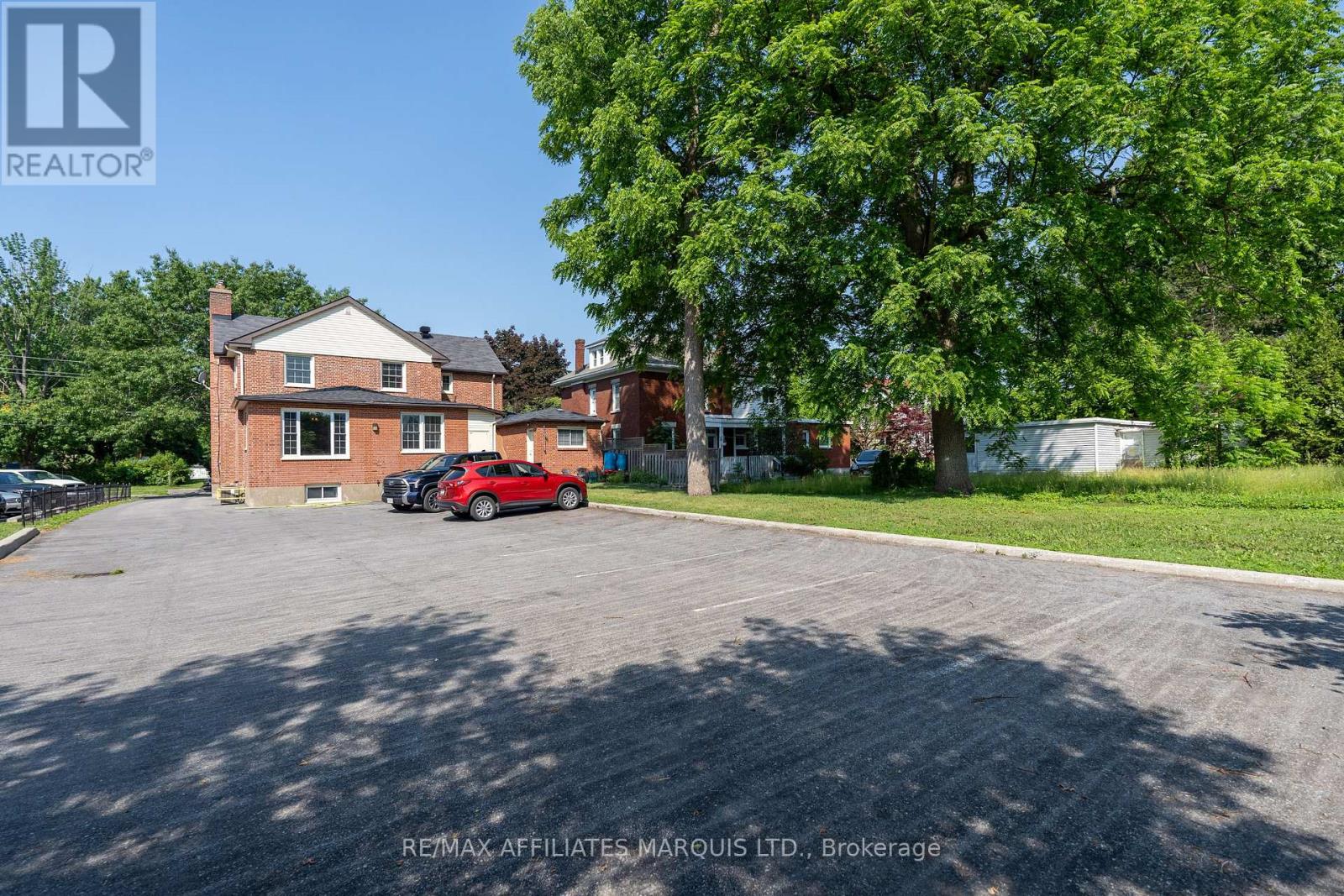 217 Adolphus Street Property Photo 46