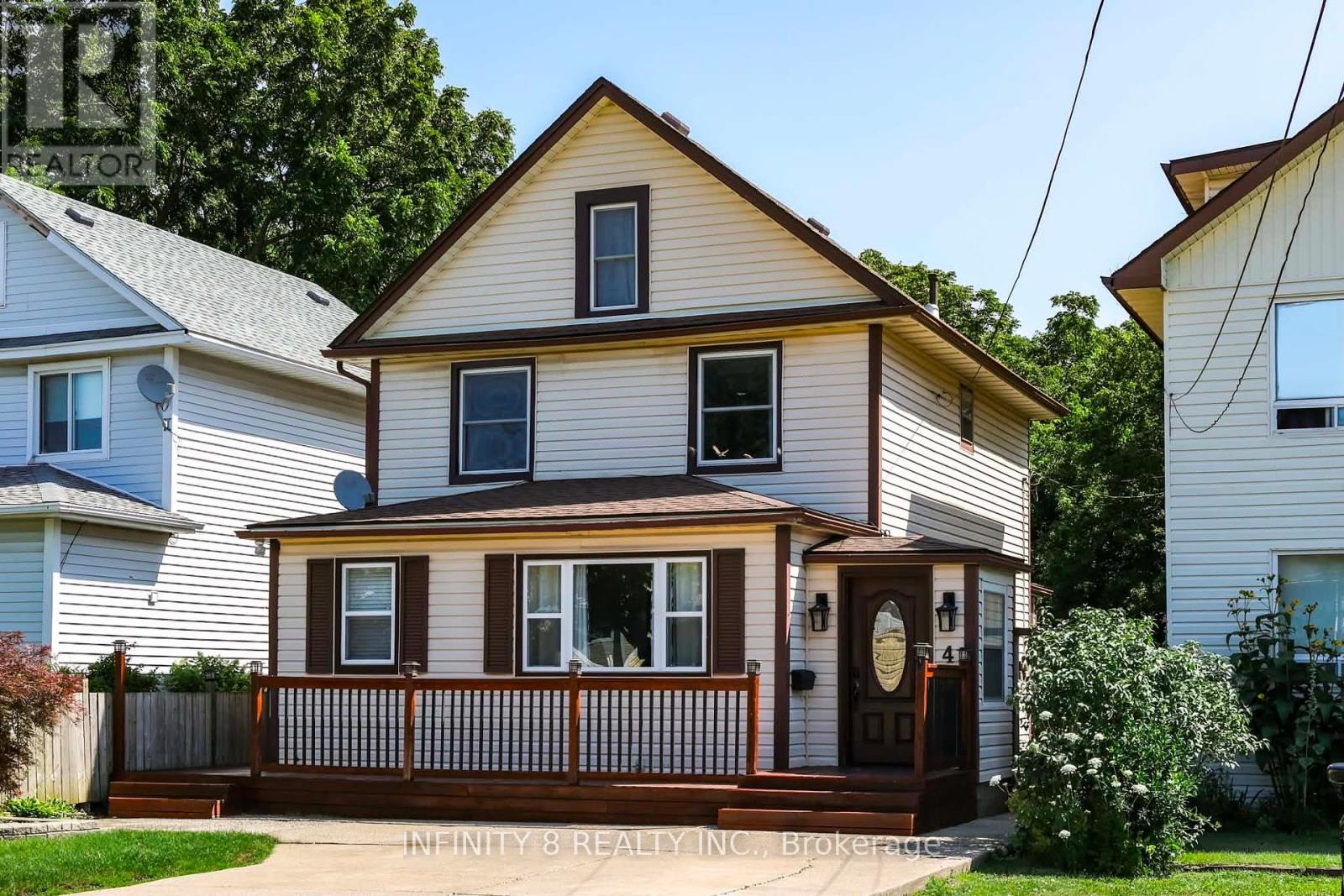 4 Alpine Street Property Photo 2