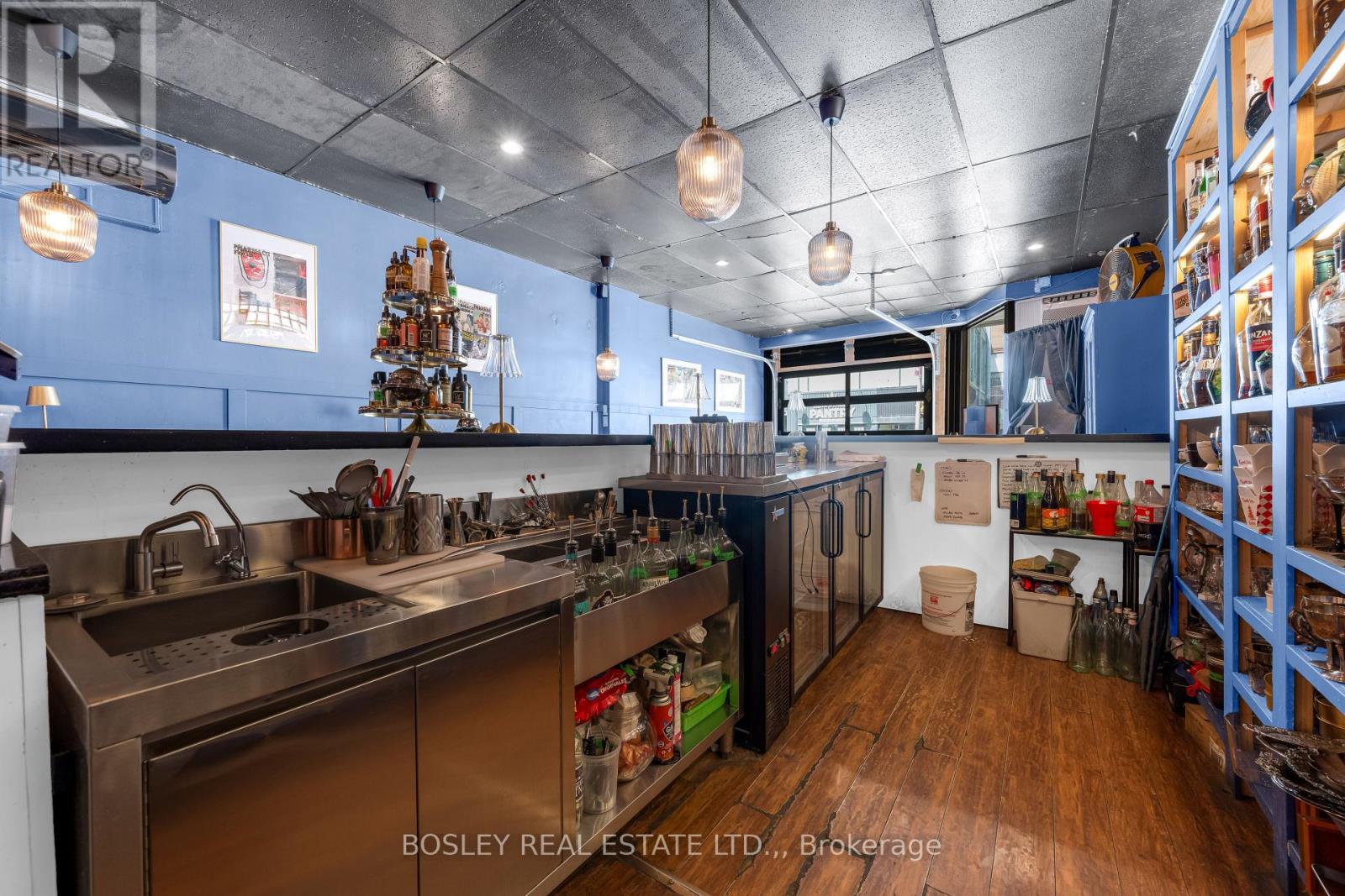 22 King Street Property Photo 8
