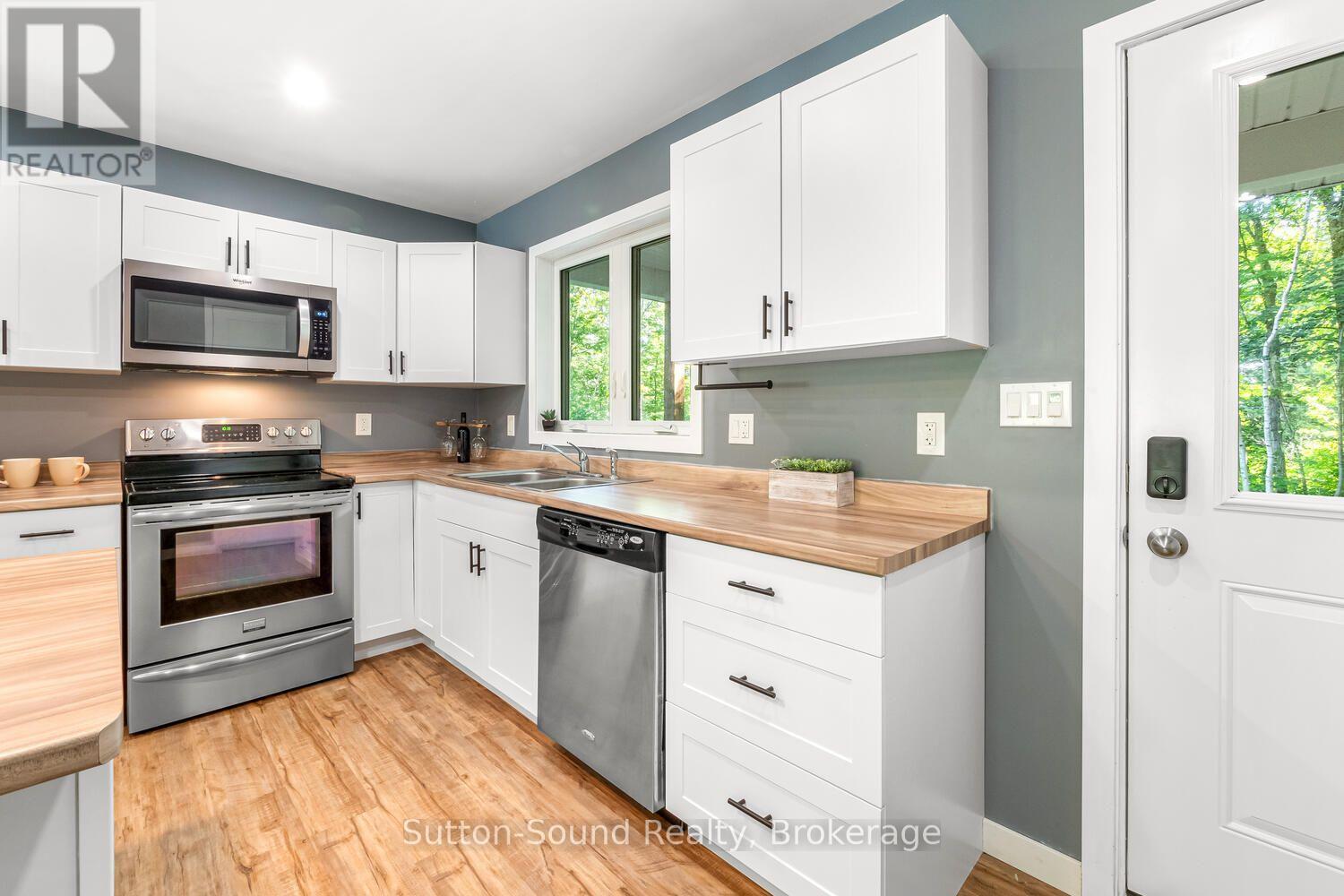 504760 Grey Road 1 Property Photo 8