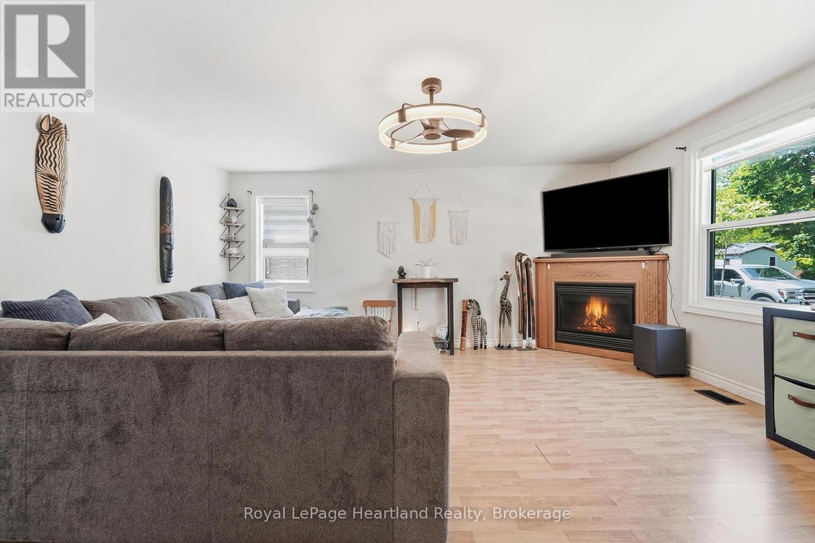 117 Quebec Street Property Photo 6