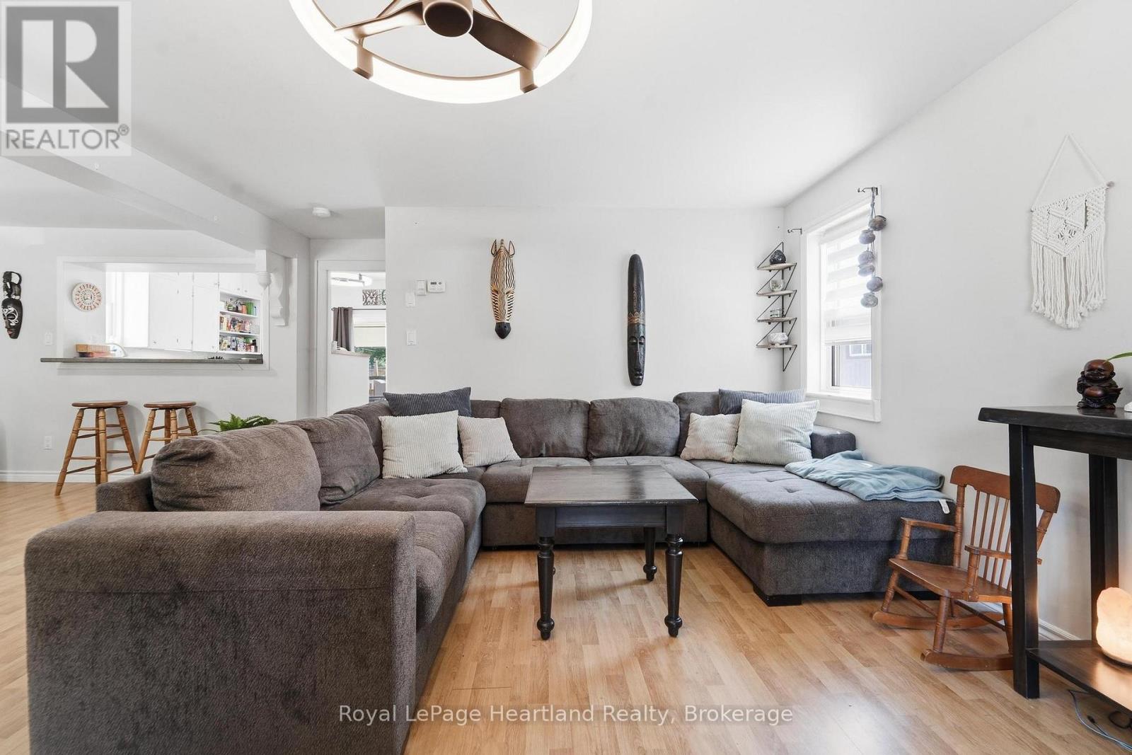 117 Quebec Street Property Photo 8