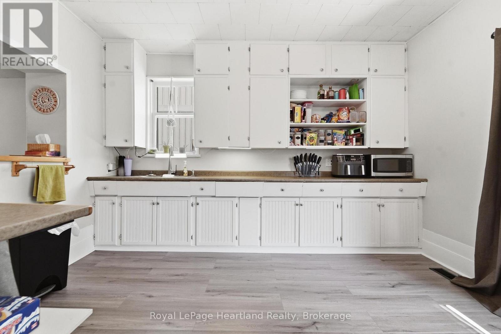 117 Quebec Street Property Photo 10