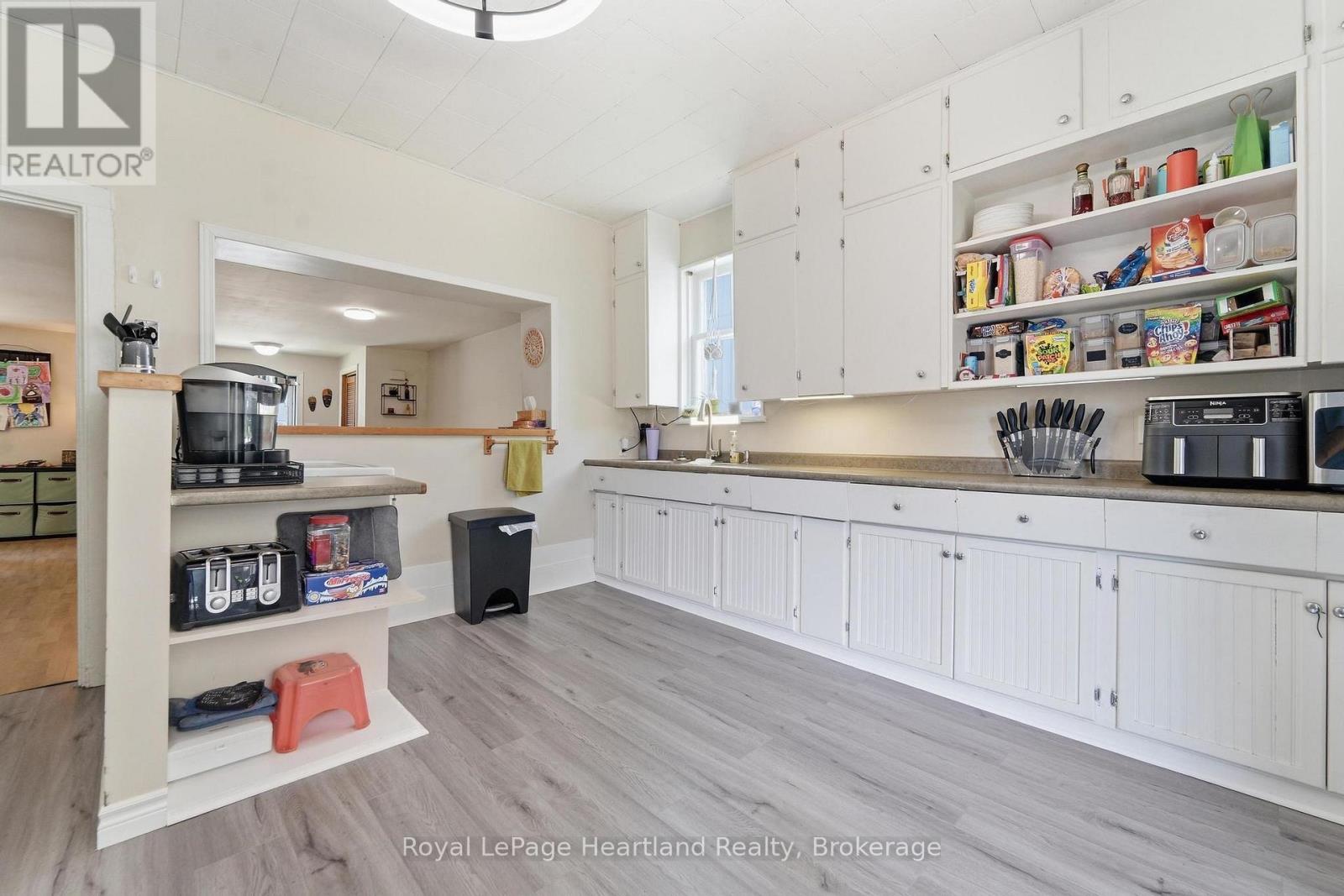 117 Quebec Street Property Photo 11