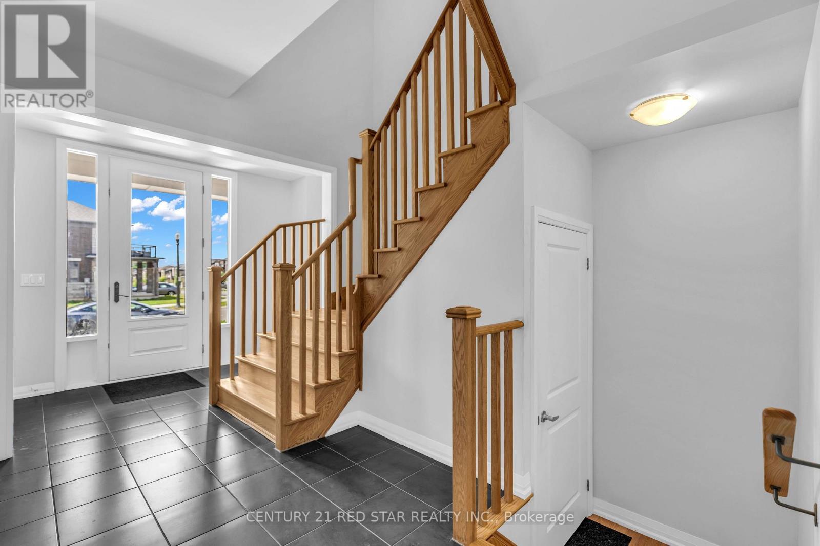 844 Sobeski Avenue Property Photo 15