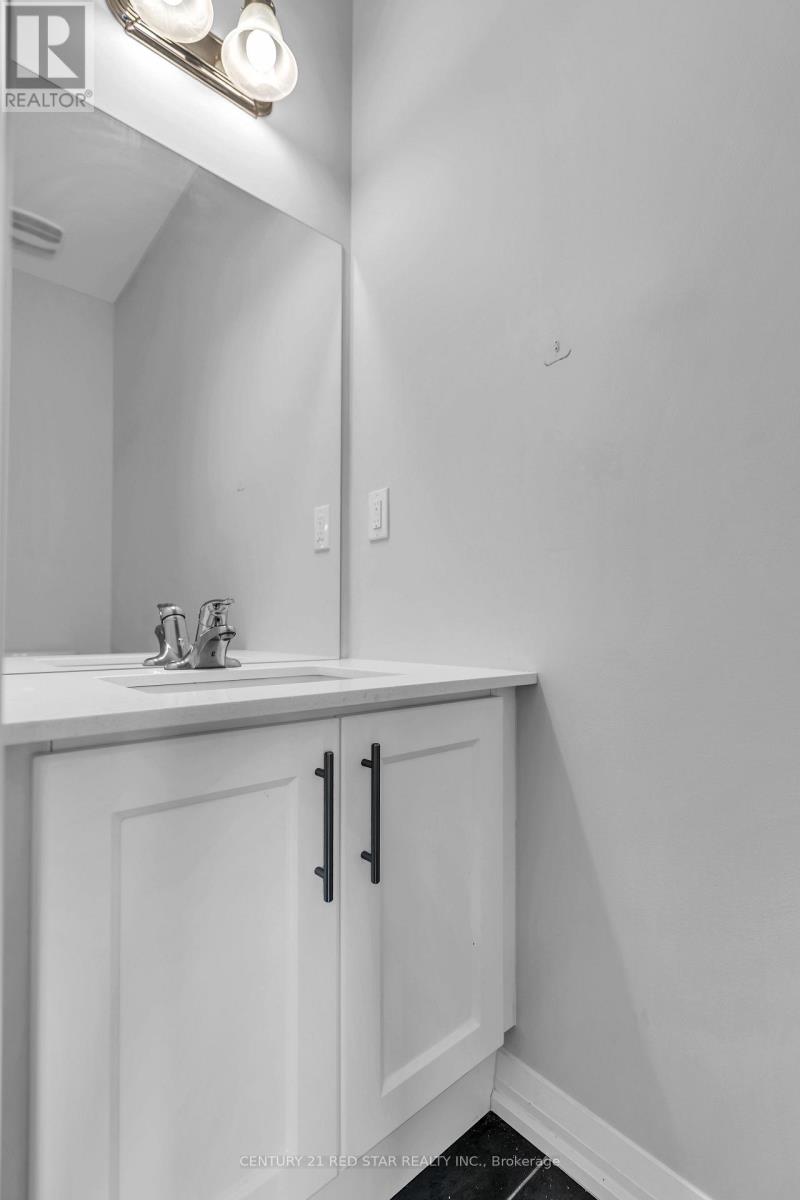 844 Sobeski Avenue Property Photo 24