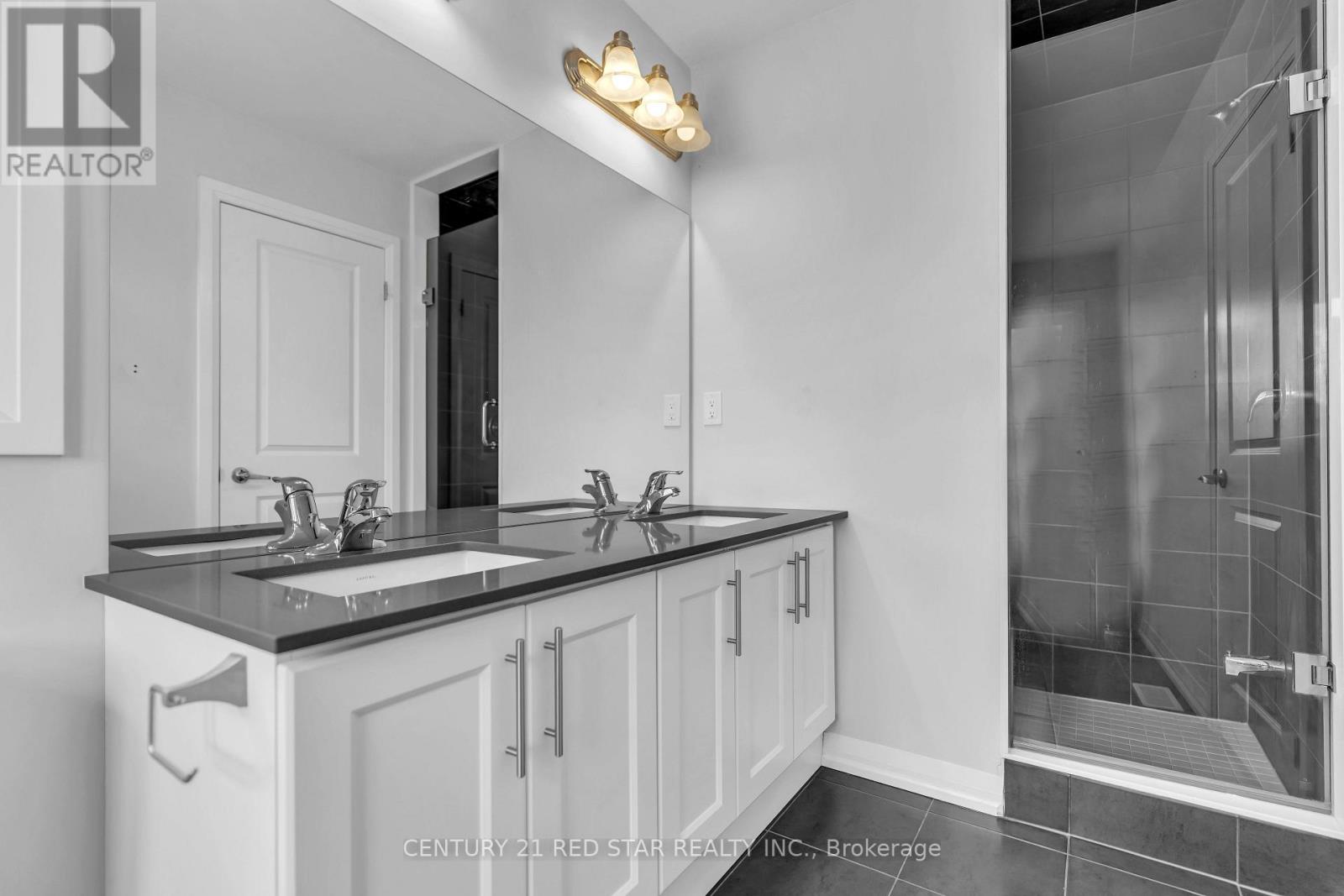 844 Sobeski Avenue Property Photo 33
