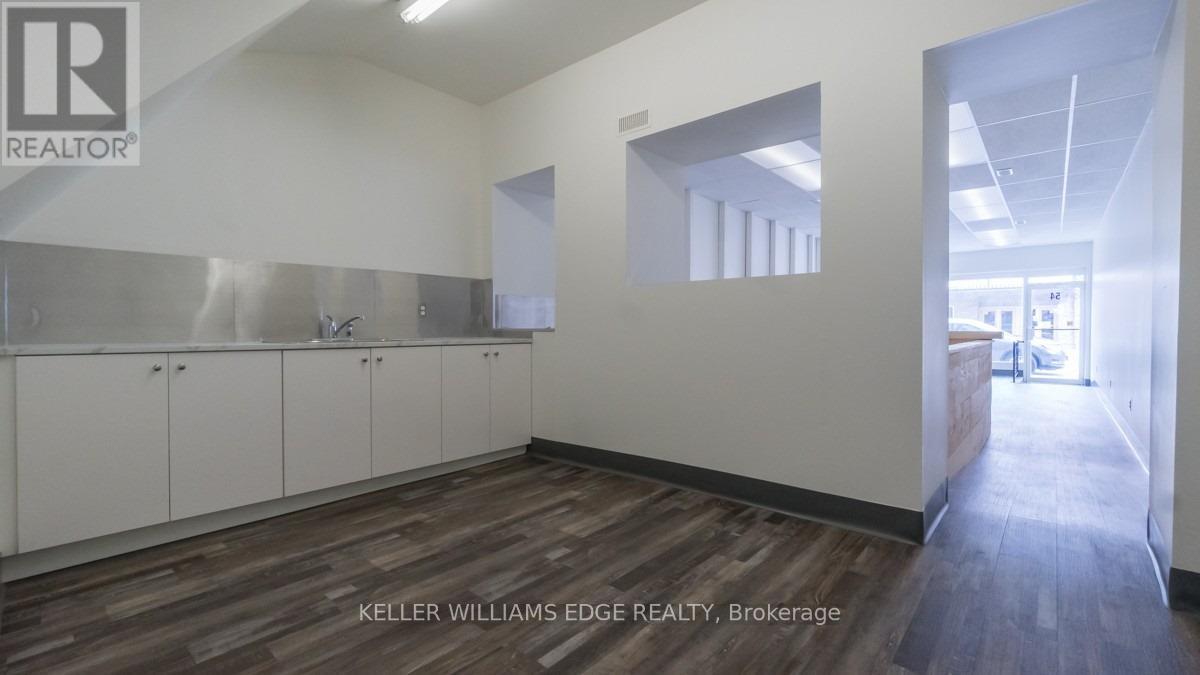 54 Robinson Street Property Photo 7