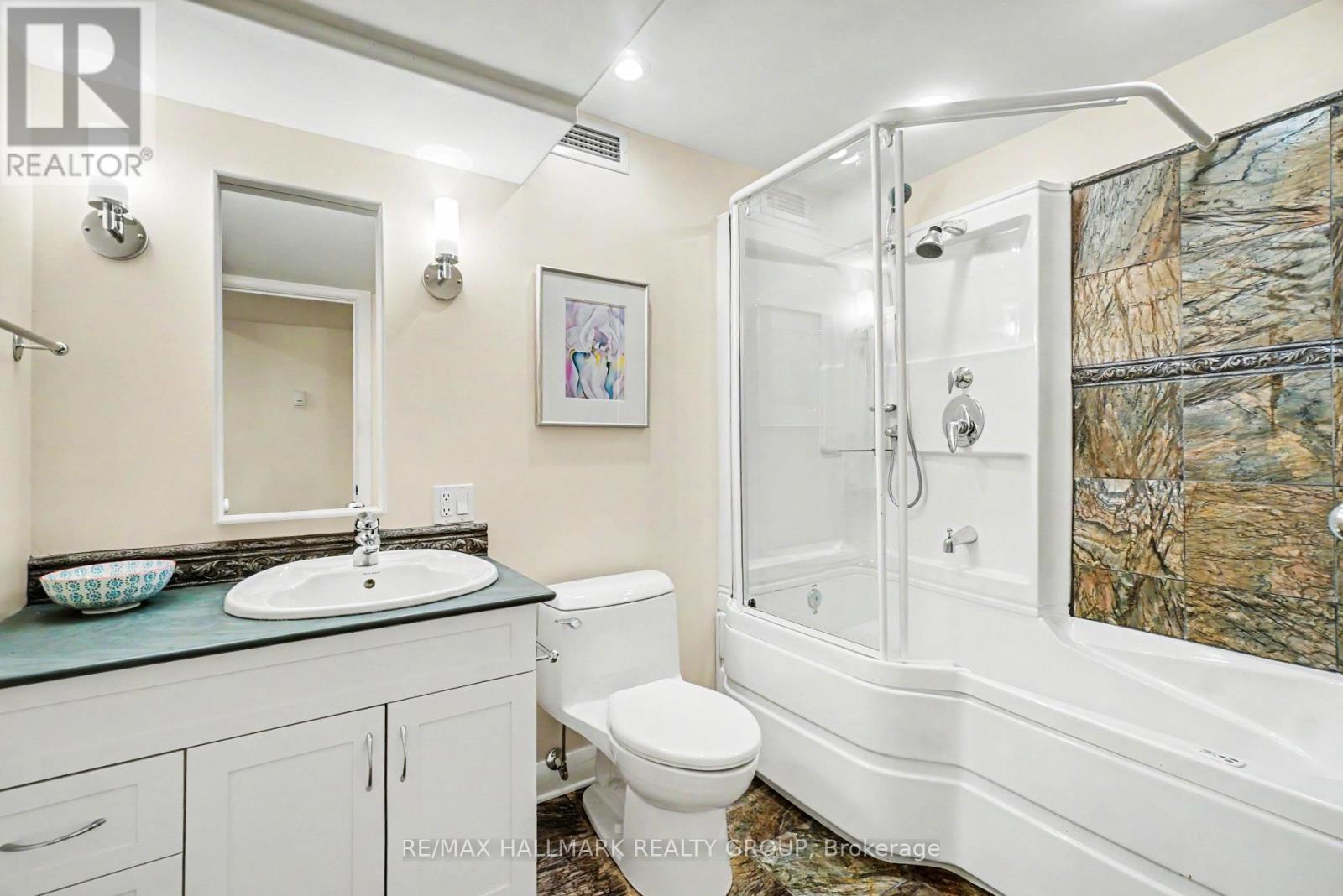 2009 Killarney Drive Property Photo 25