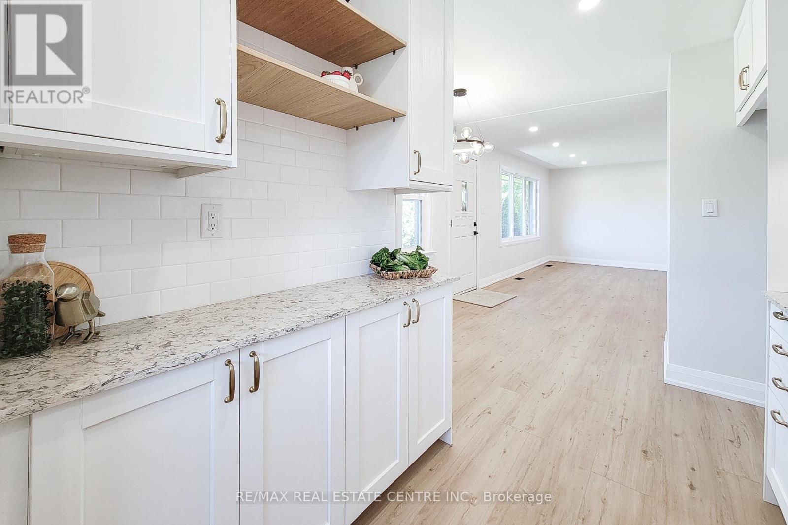 220 Winona Road Property Photo 20