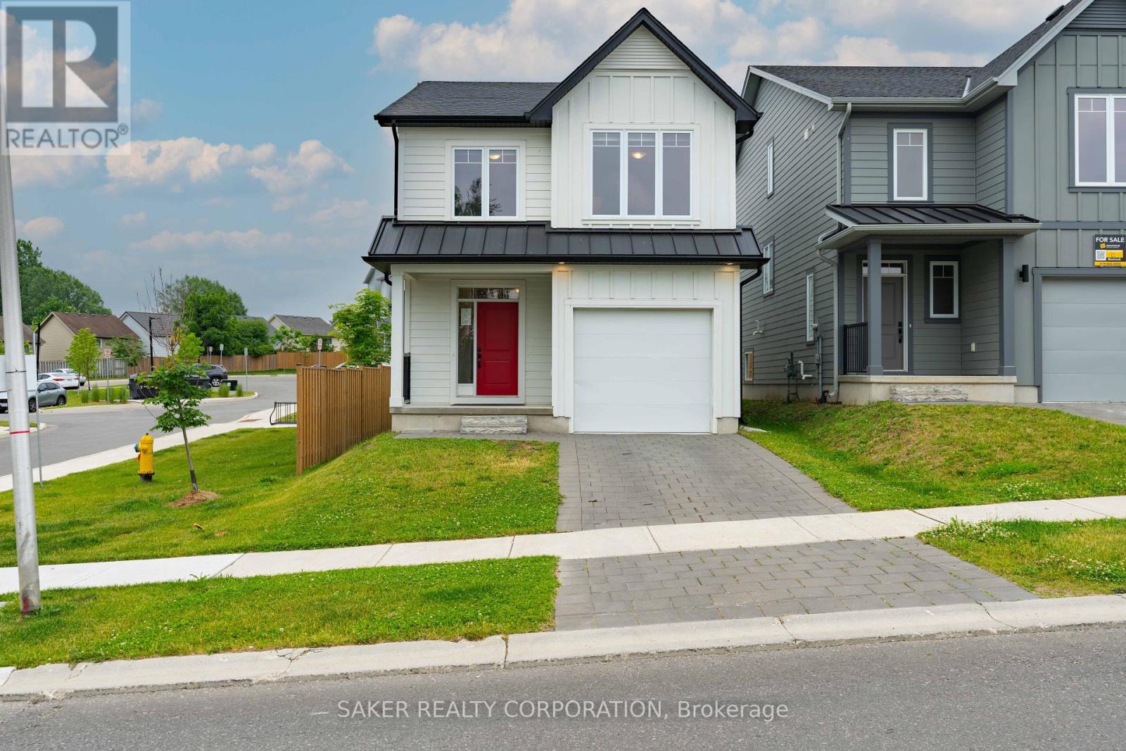 939 DEVERON CRESCENT Property Photo 1