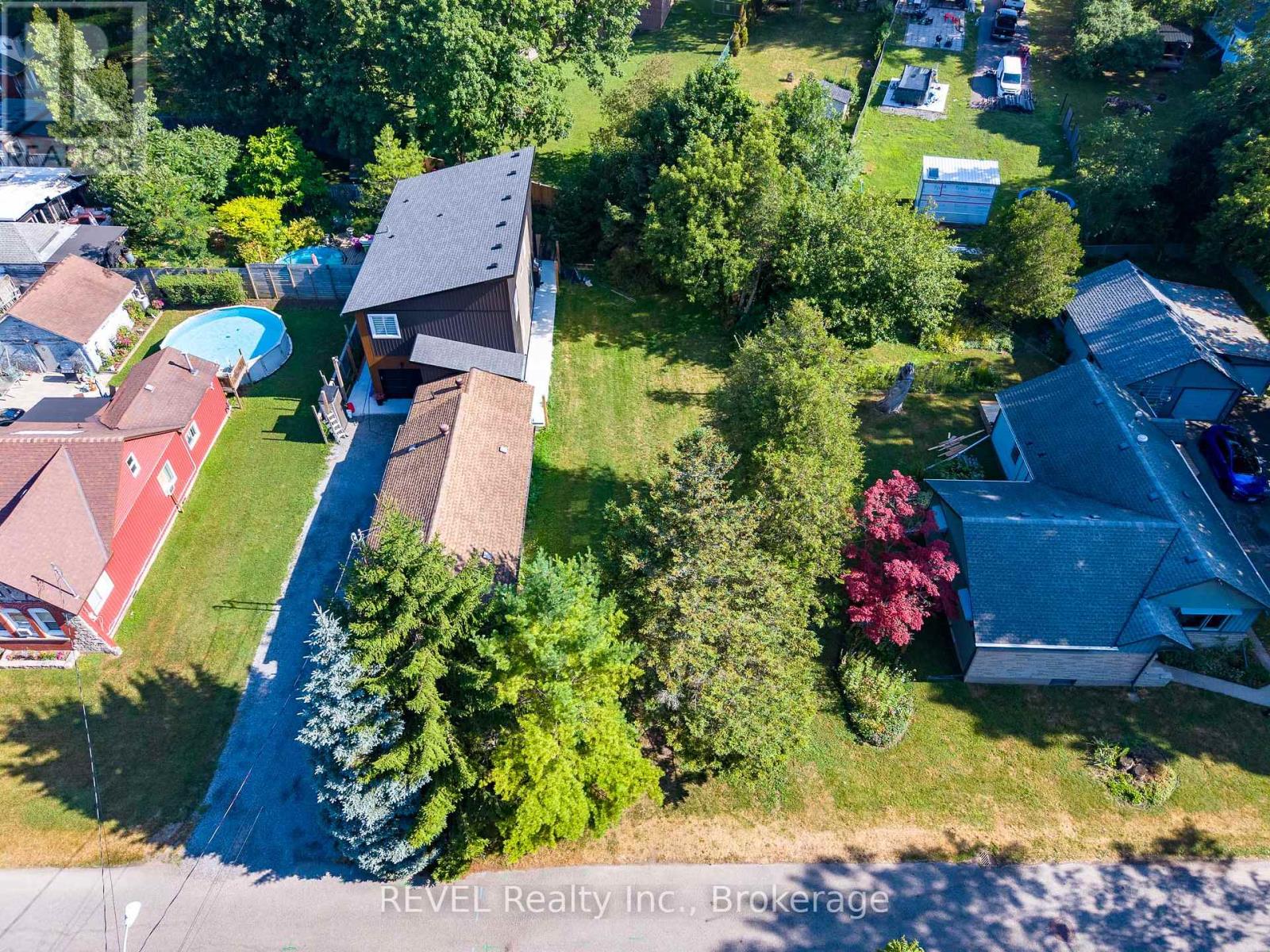 3914 (lot 240) Alexandra Road Property Photo 4