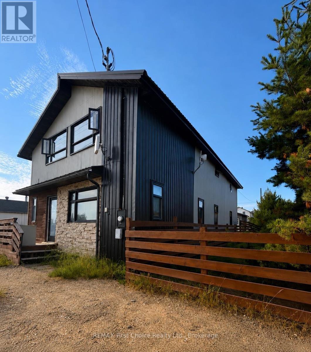 108 First Ne Avenue Property Photo 2
