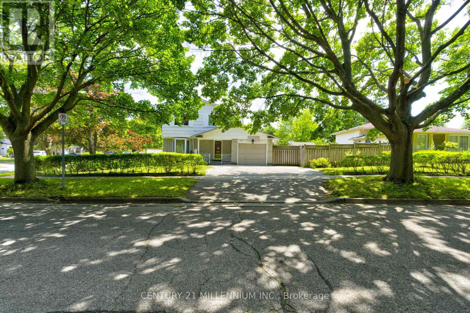 59 LEWIS CRESCENT Property Photo 1