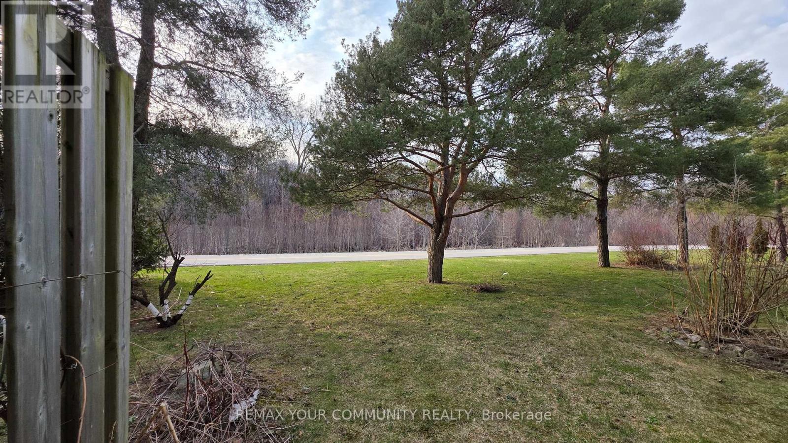 19 - 210 Highland Crescent Property Photo 32