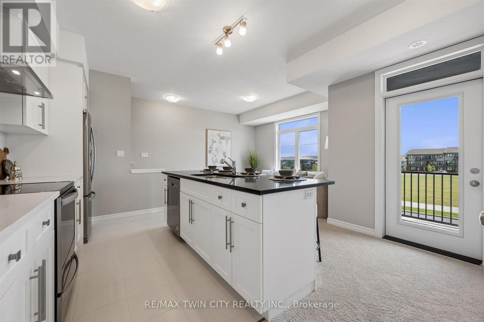 8 Oat Lane Property Photo 5