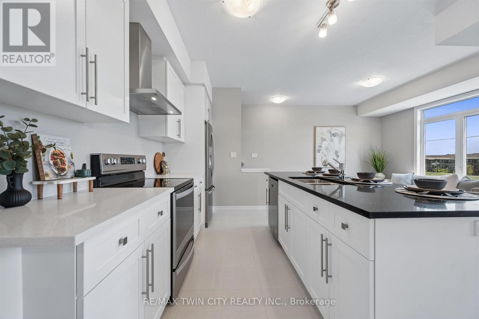 8 Oat Lane Property Photo 13