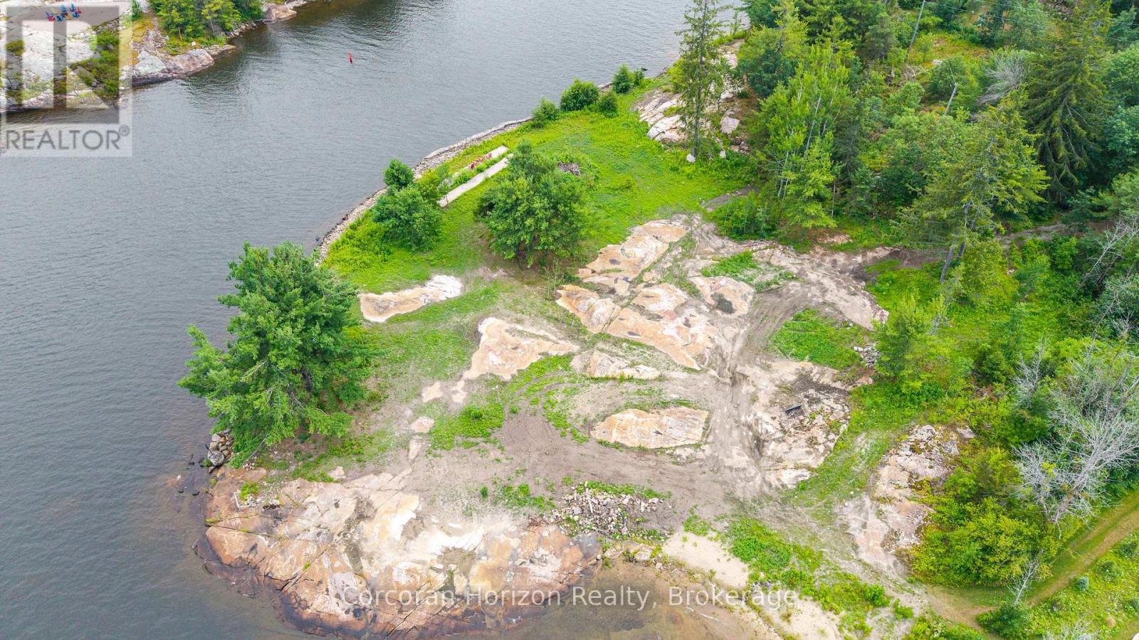 16 Island 810/royal Island Property Photo 6