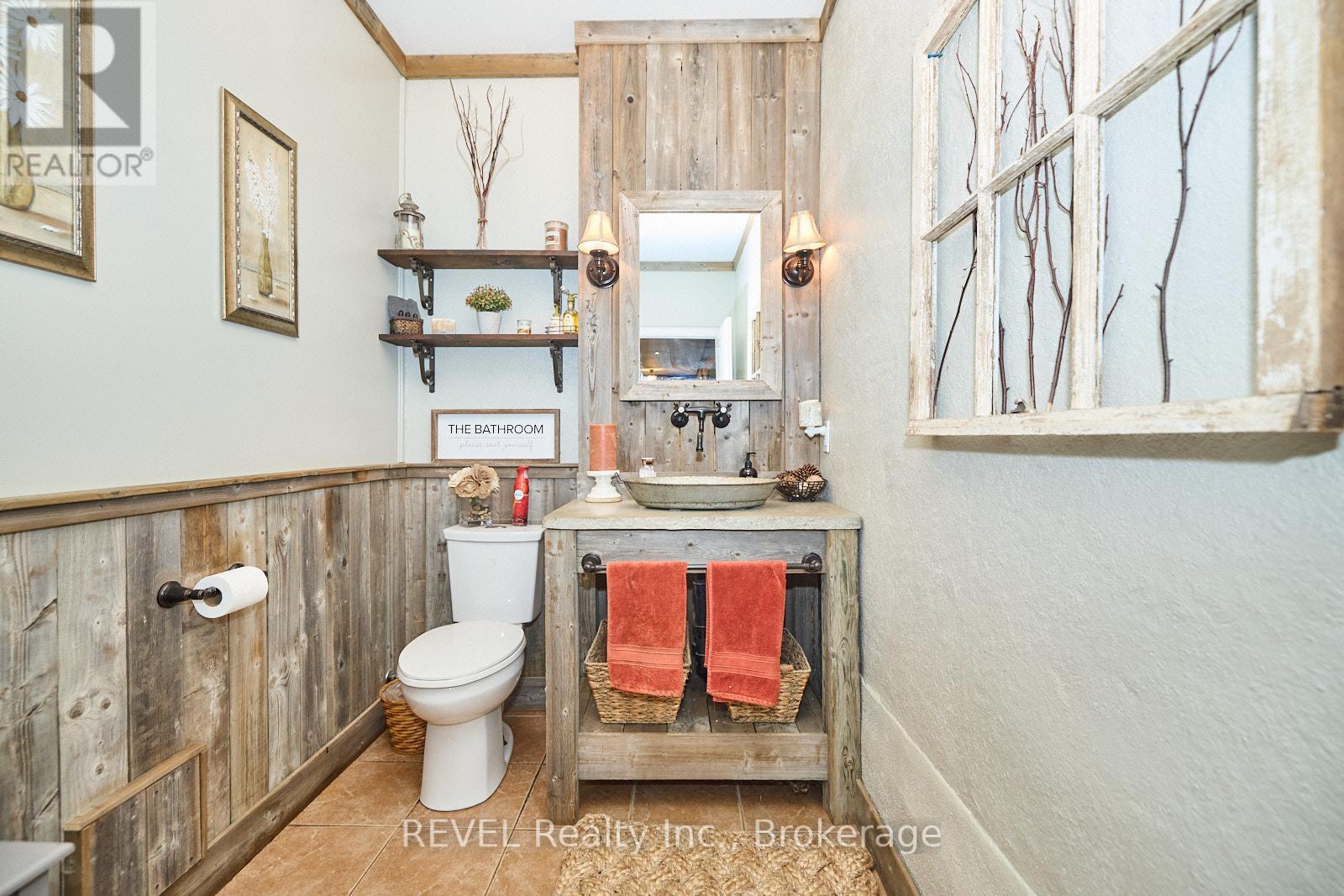 9695 Grassy Brook Road Property Photo 17