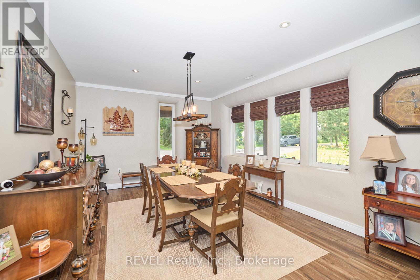 9695 Grassy Brook Road Property Photo 19