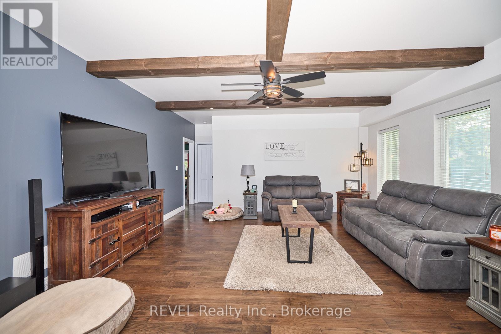 9695 Grassy Brook Road Property Photo 32