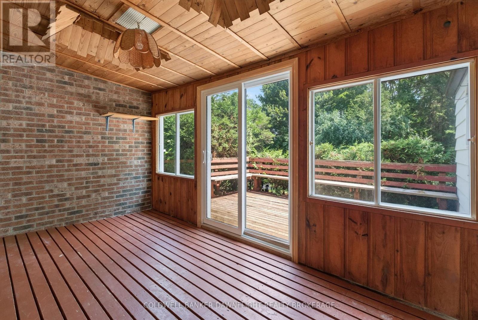 33990 Roman Line Property Photo 10
