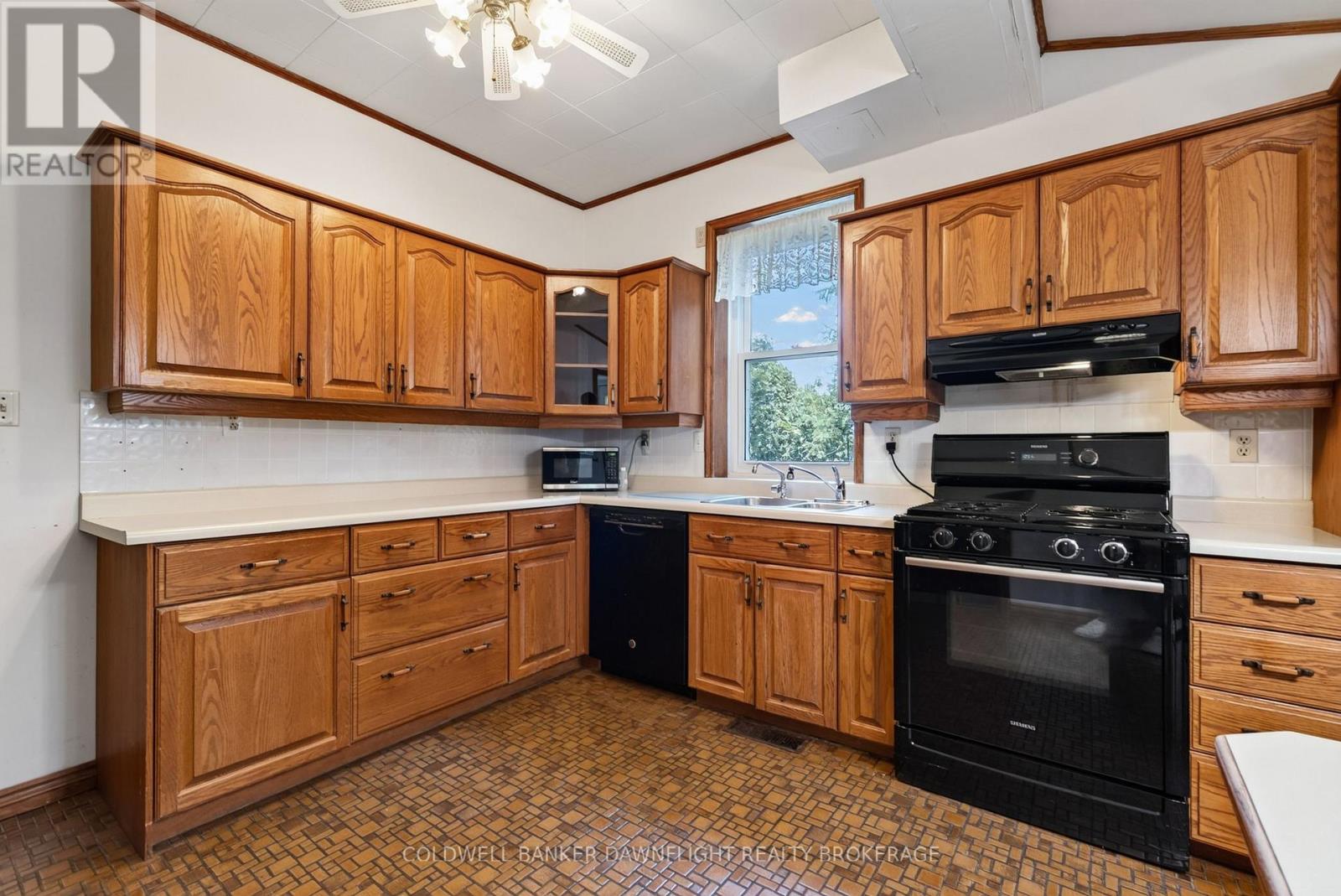 33990 Roman Line Property Photo 18