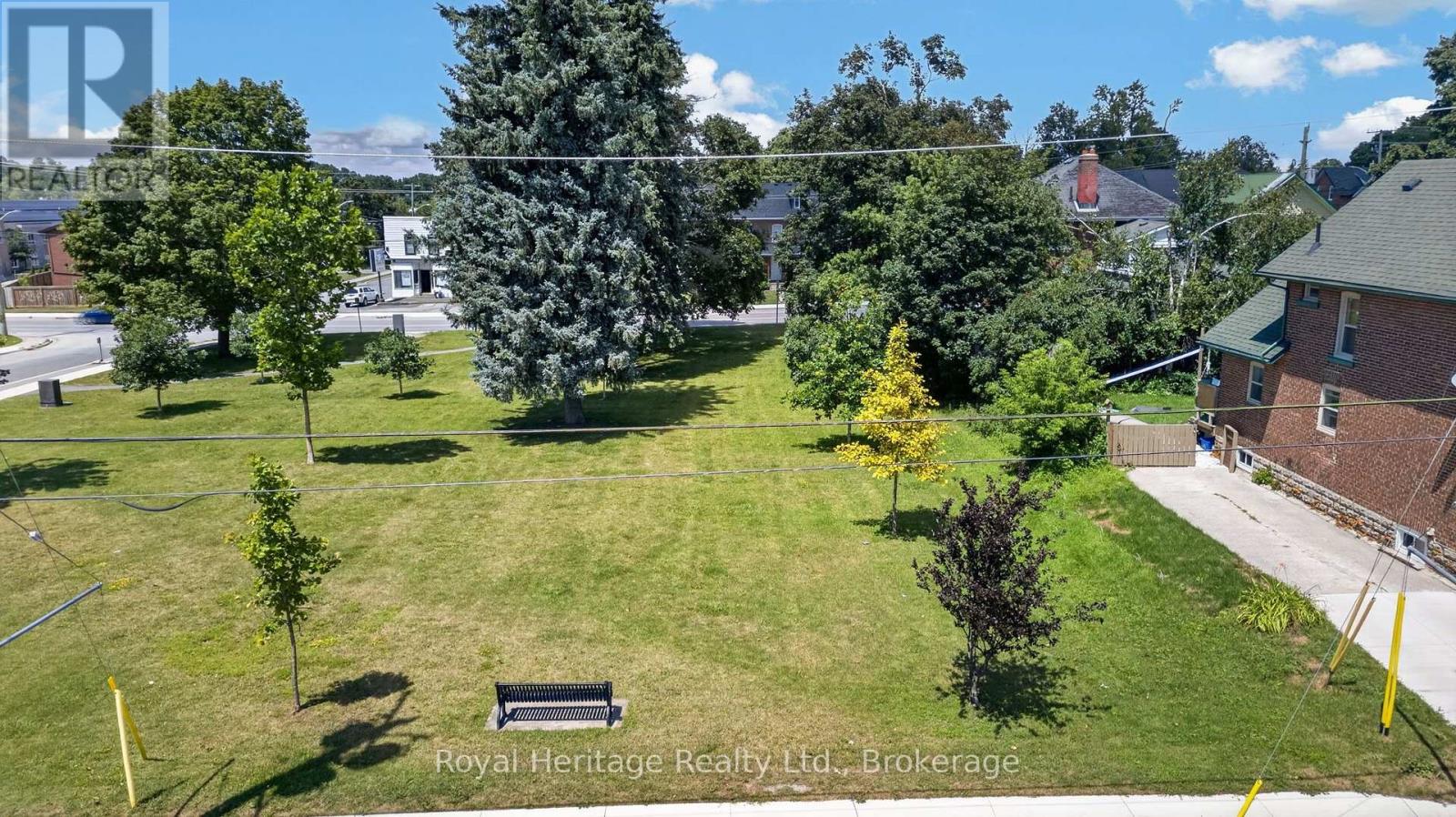 204 - 25 King Street Property Photo 39