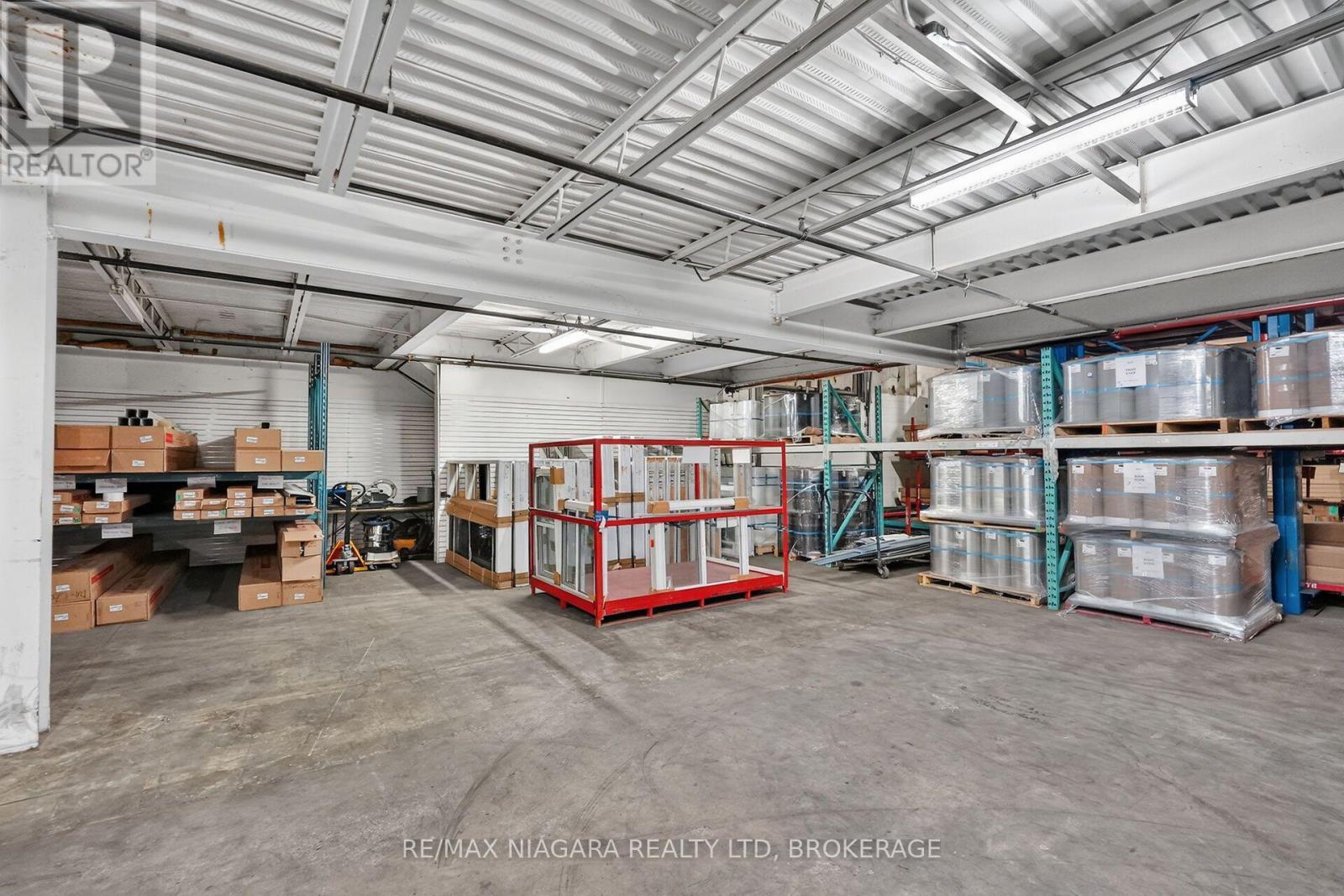 4425 First Avenue N Property Photo 22
