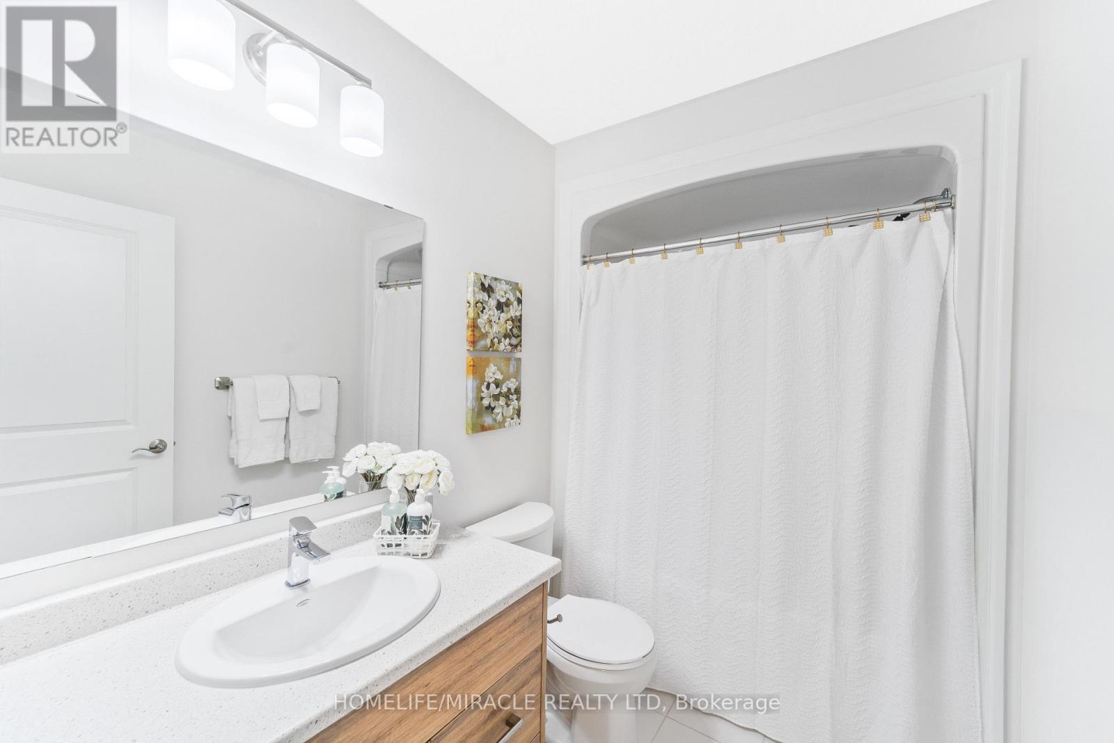 53 Robertson Drive Property Photo 14