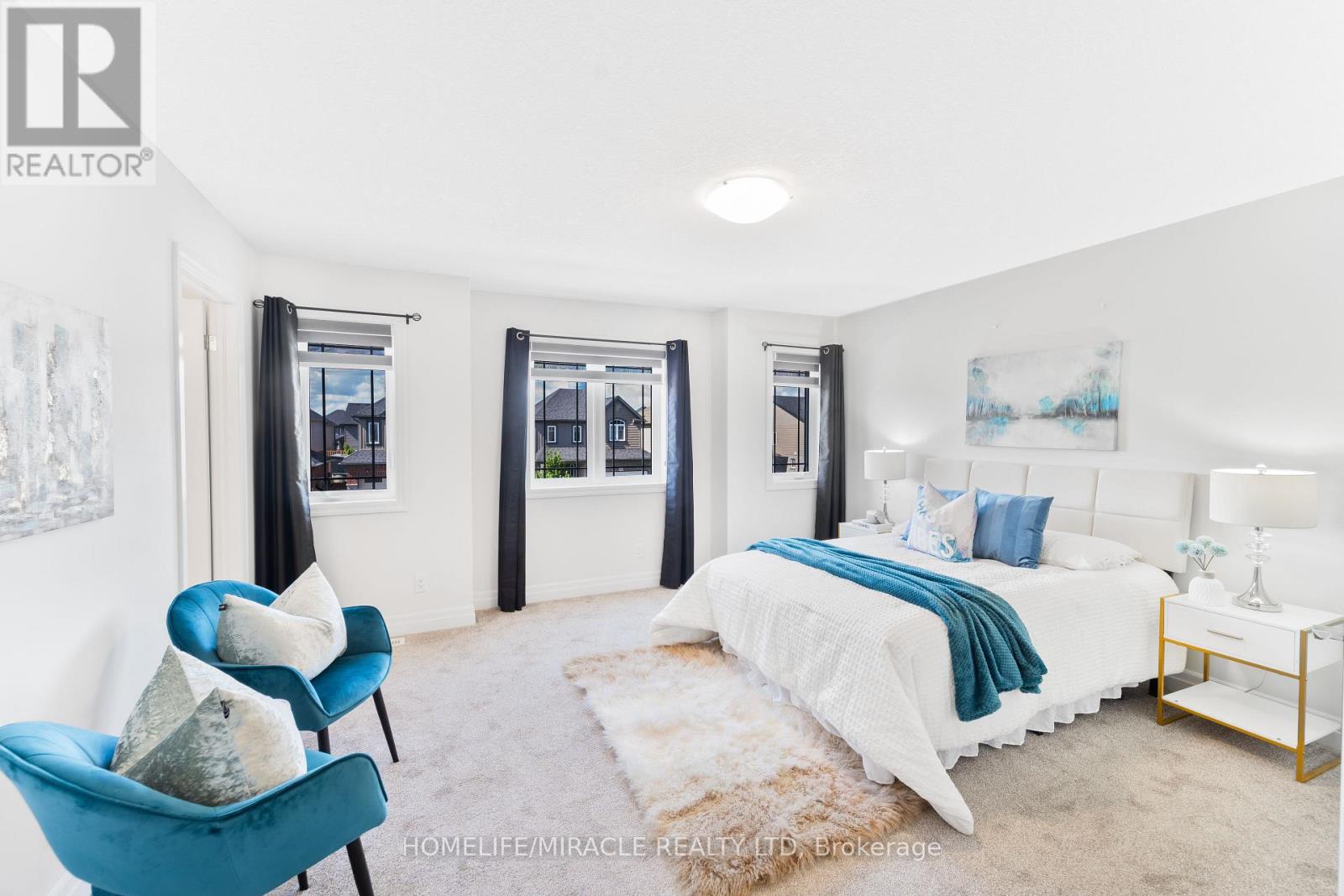 53 Robertson Drive Property Photo 24