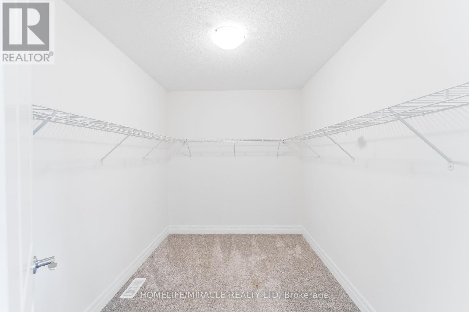 53 Robertson Drive Property Photo 27