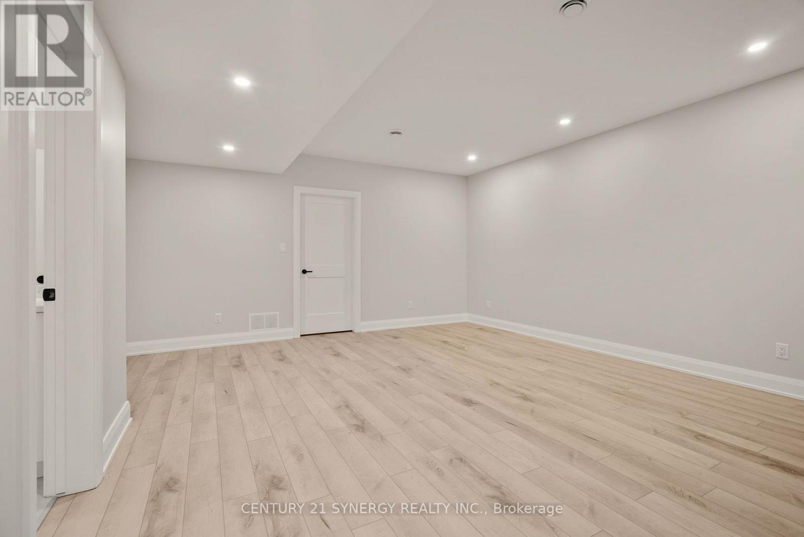 269 Cabrelle Place Property Photo 37