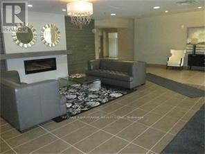 #503 - 90 Charlton Avenue W Property Photo 6