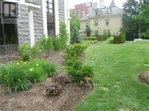 #503 - 90 Charlton Avenue W Property Photo 8