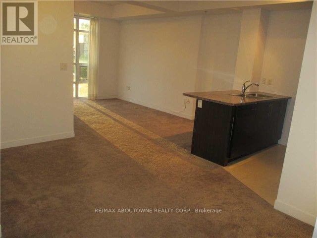 #503 - 90 Charlton Avenue W Property Photo 11
