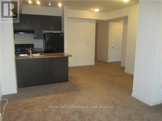 #503 - 90 Charlton Avenue W Property Photo 13