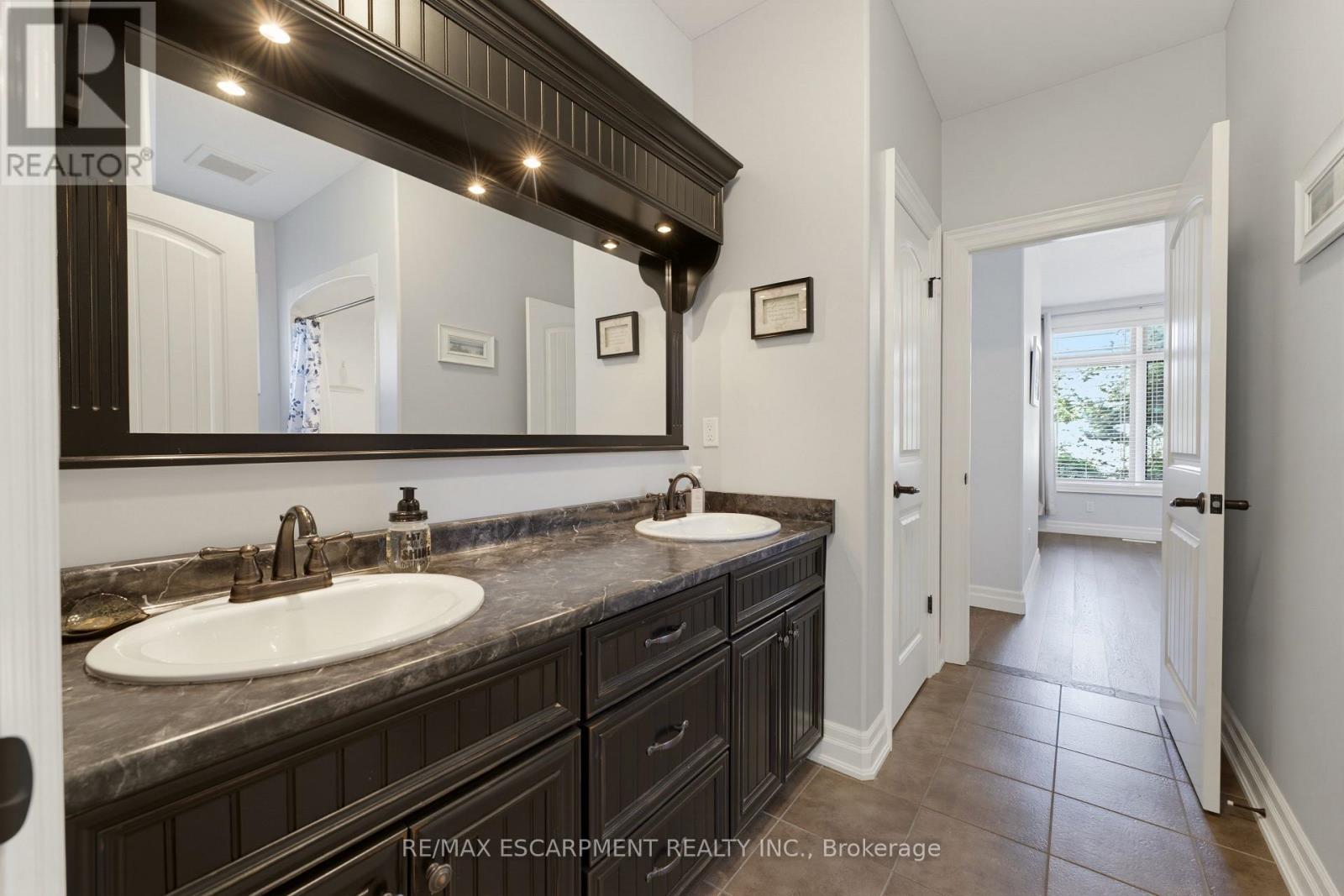 60 Donjon Boulevard Property Photo 14