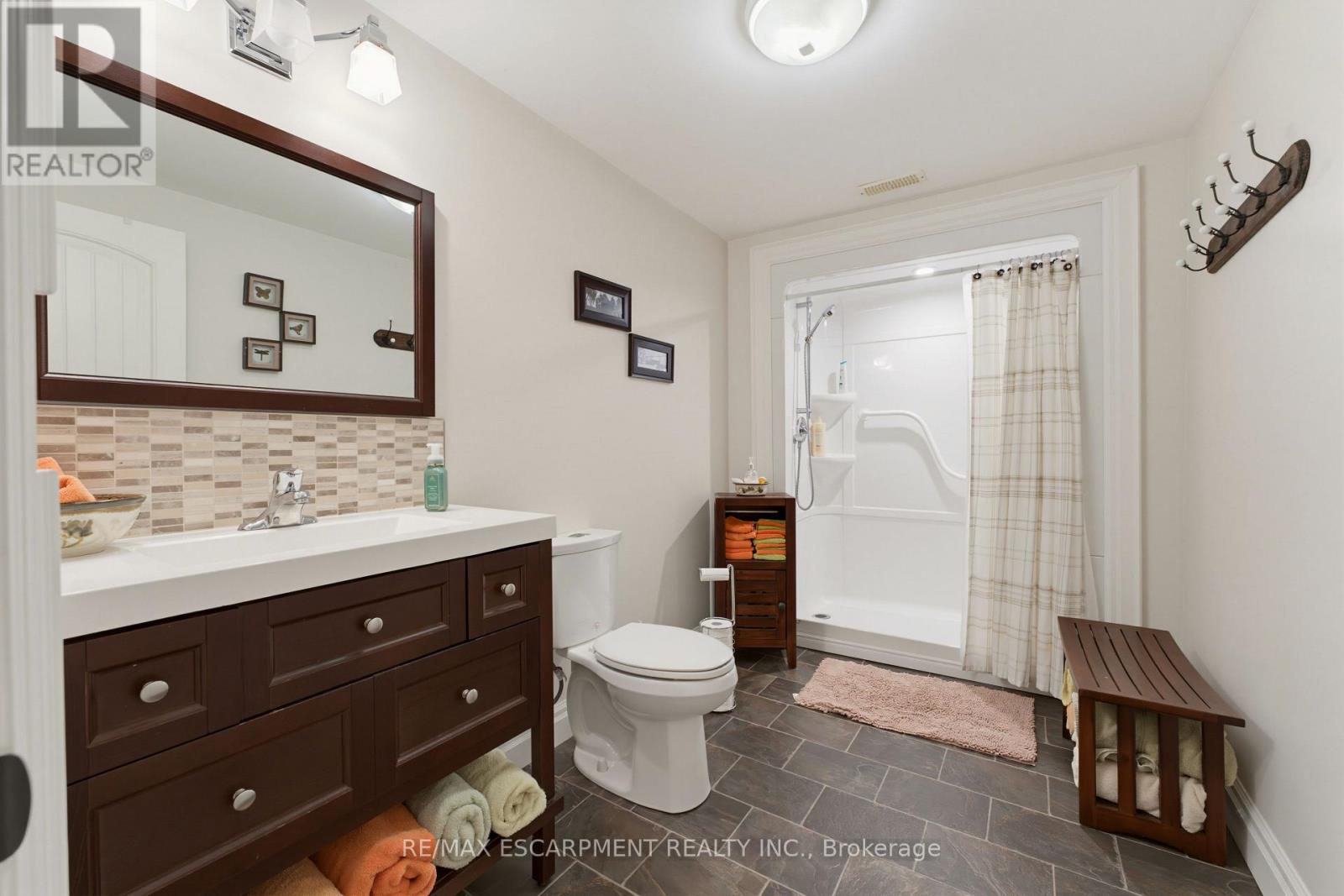 60 Donjon Boulevard Property Photo 21