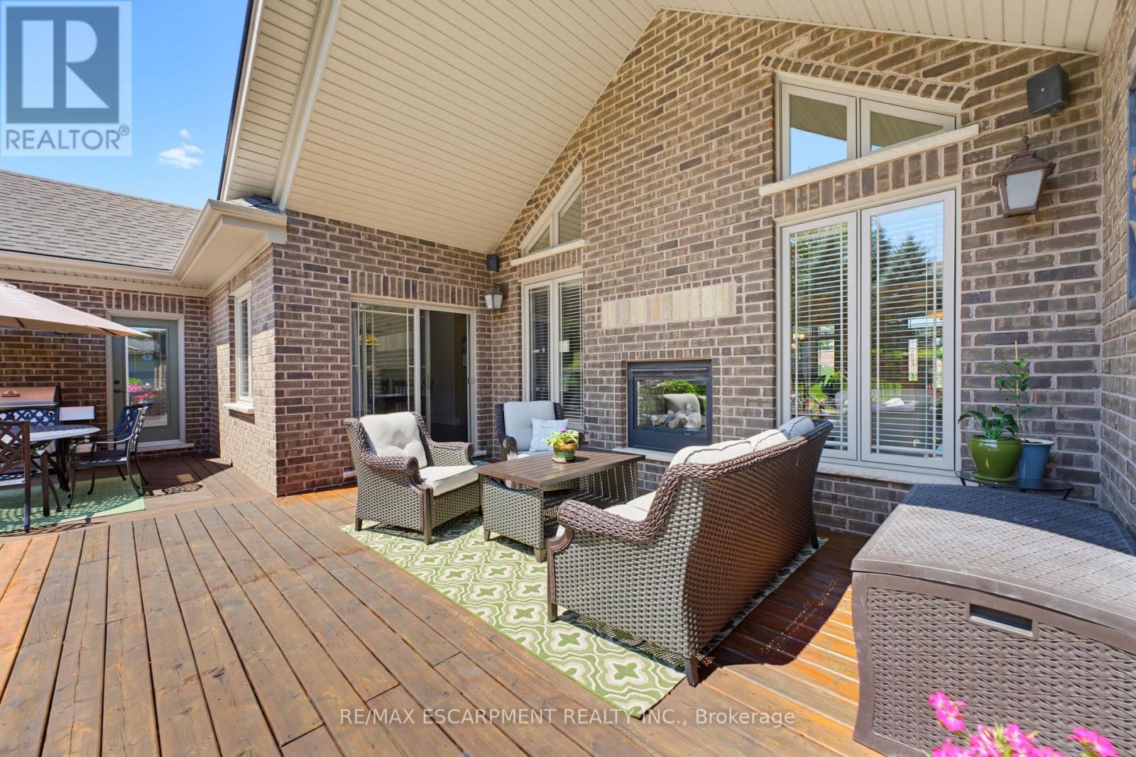 60 Donjon Boulevard Property Photo 25