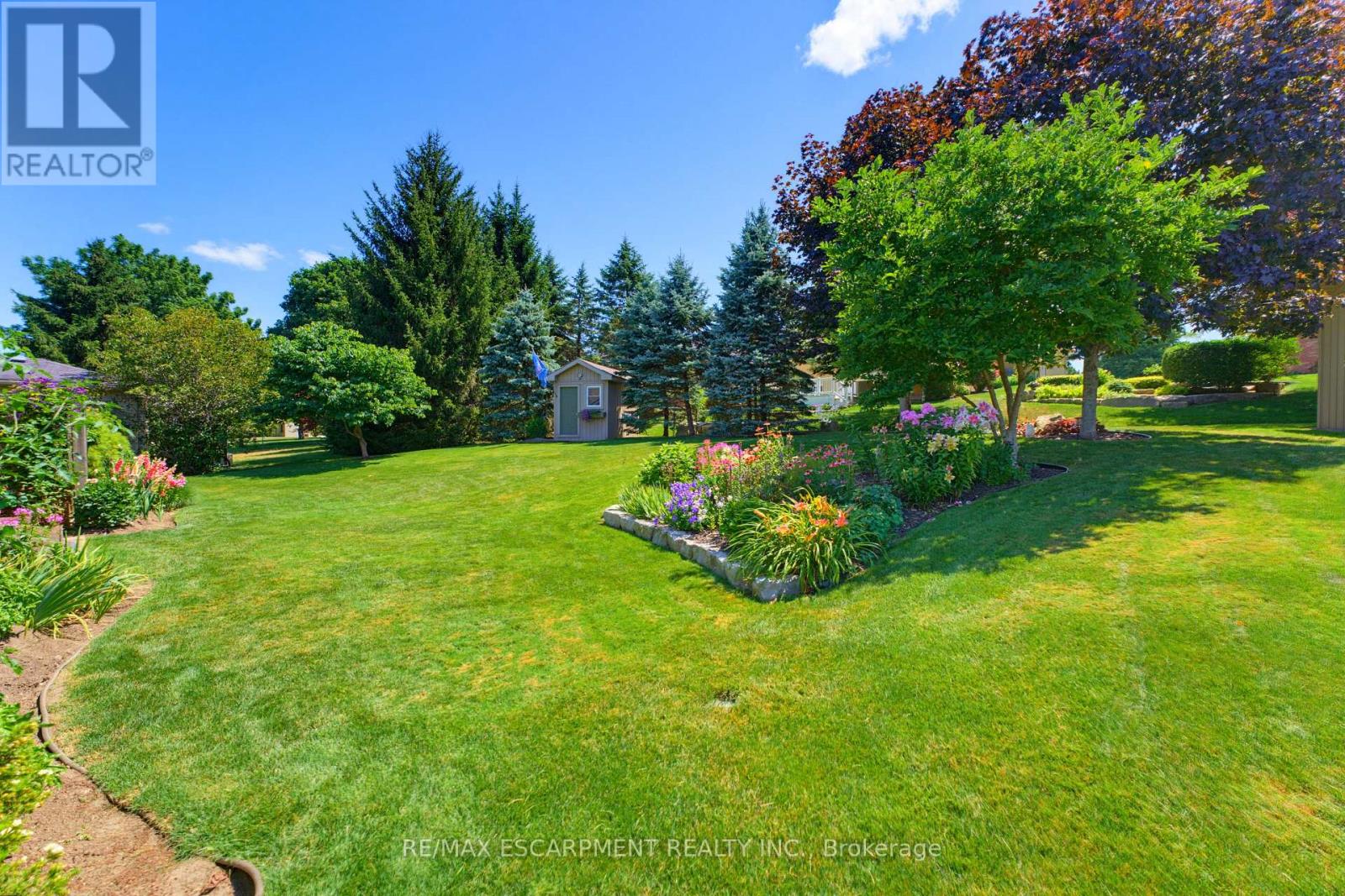 60 Donjon Boulevard Property Photo 28