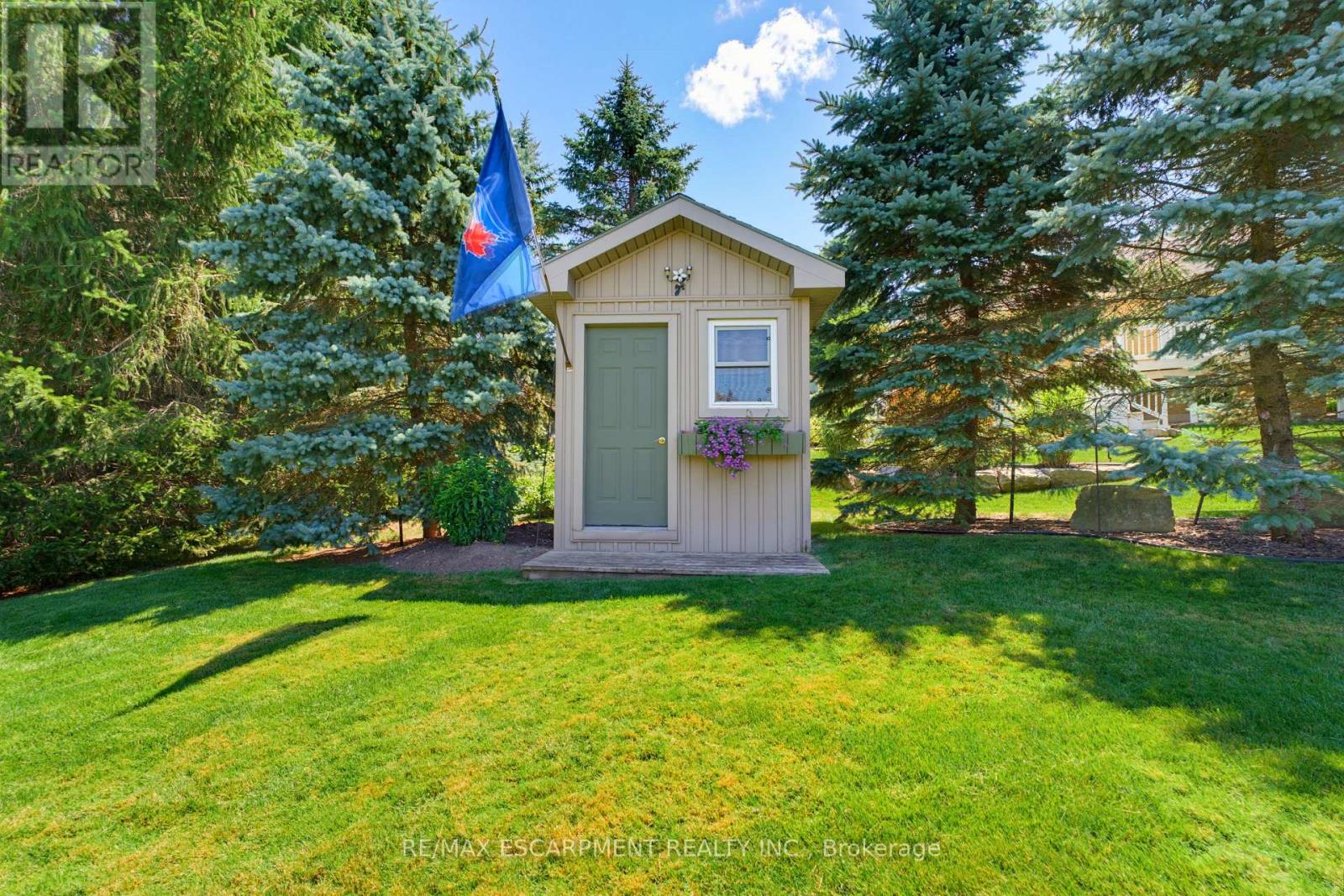 60 Donjon Boulevard Property Photo 29