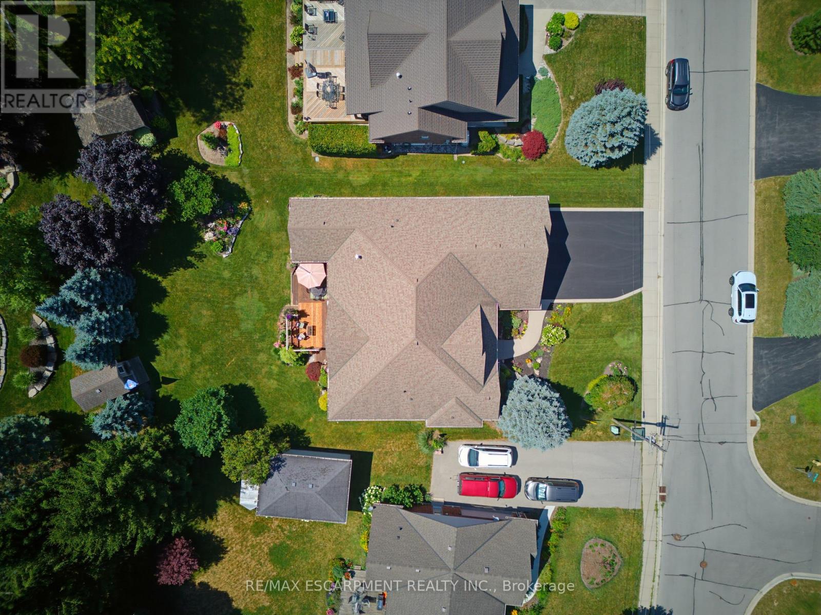 60 Donjon Boulevard Property Photo 32