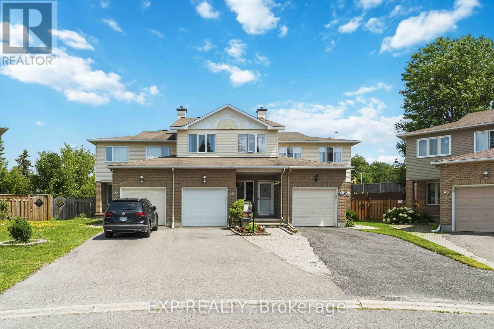 86 SCARLET COURT Property Photo 1