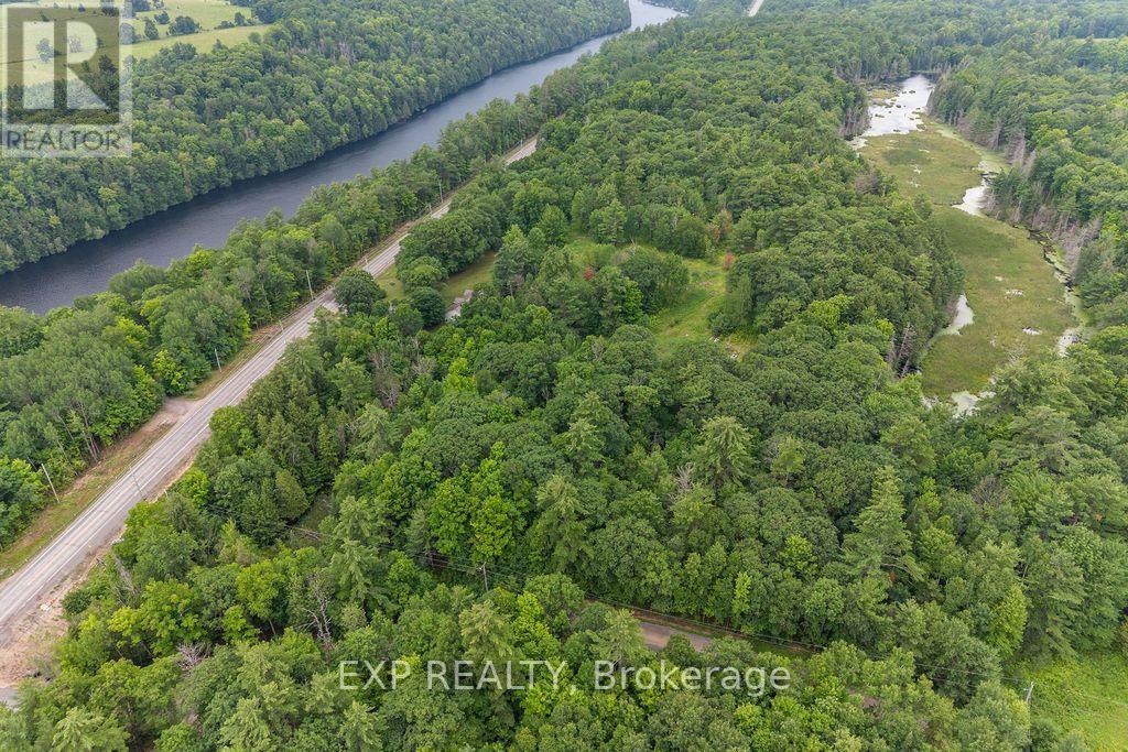 00 Riopelle Road Property Photo 6