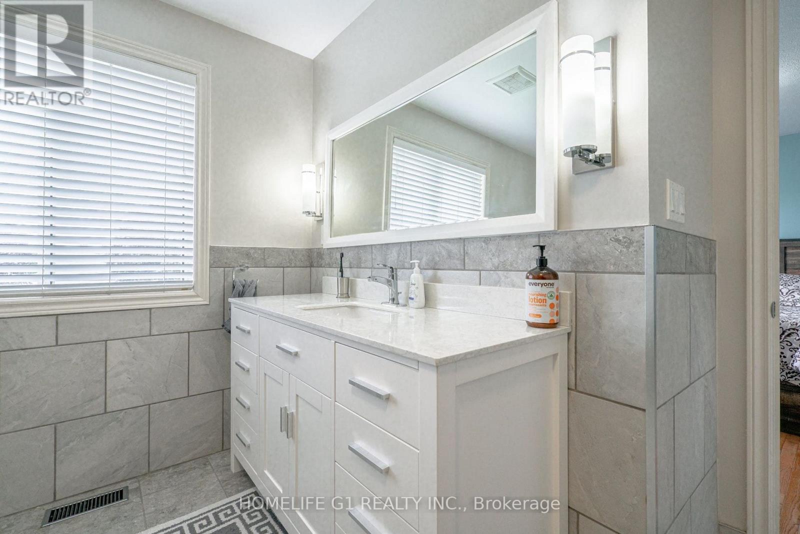 165 Ellison Avenue Property Photo 28