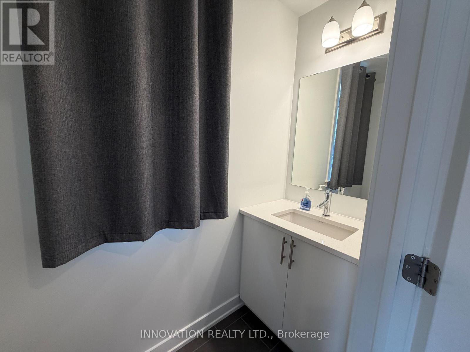 30 Brixton Way Property Photo 6