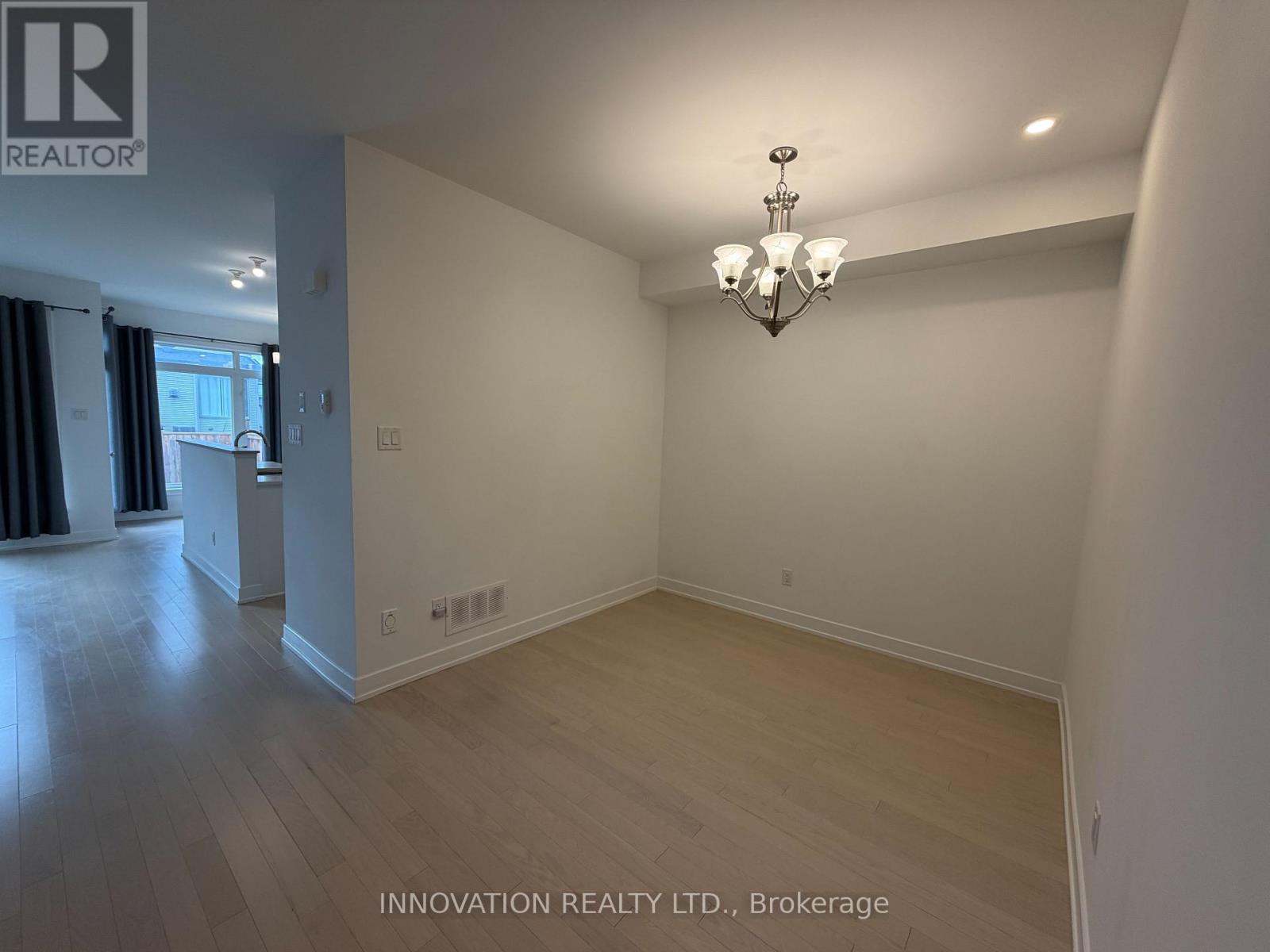30 Brixton Way Property Photo 8