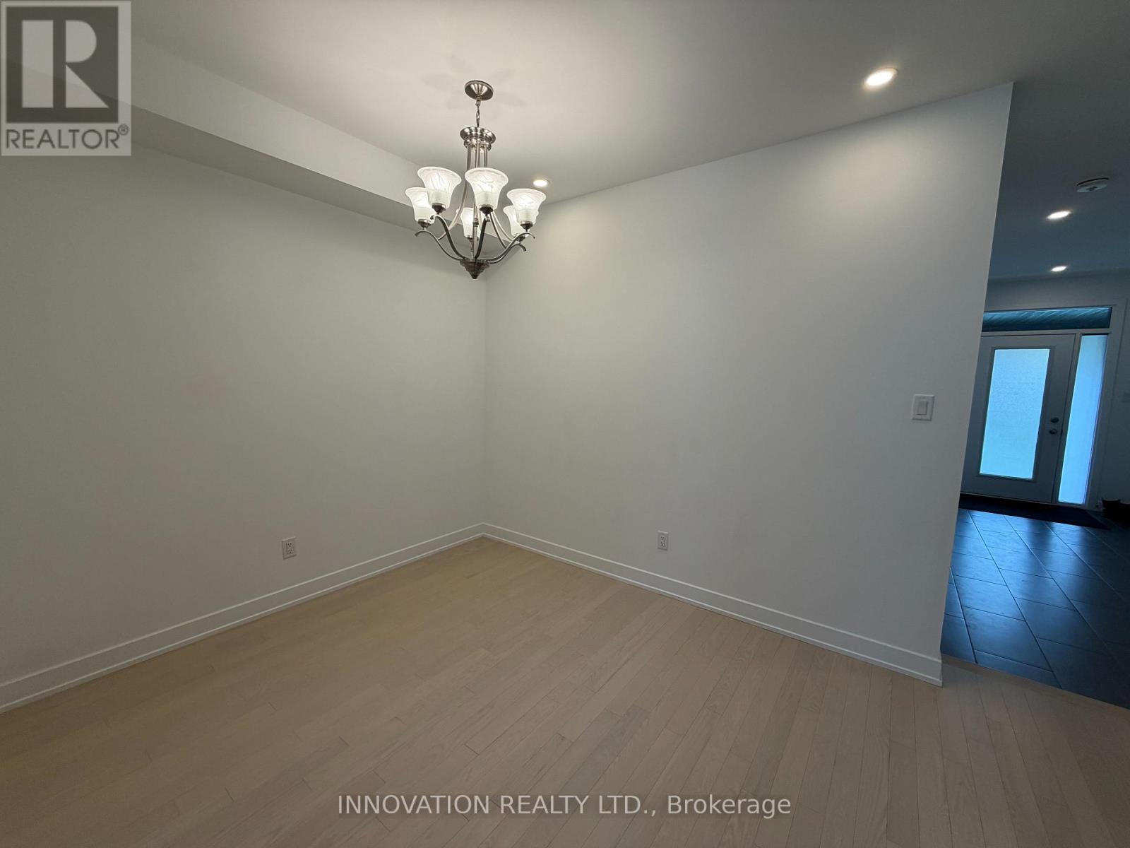 30 Brixton Way Property Photo 9
