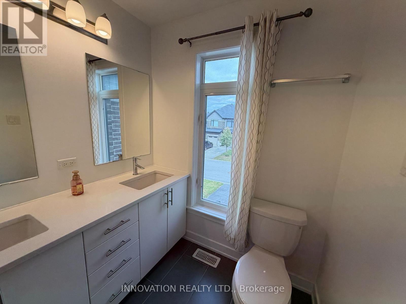 30 Brixton Way Property Photo 41